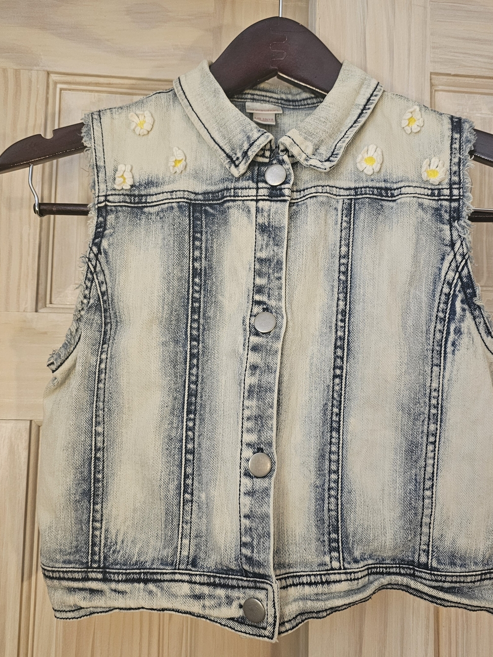 Sleeveless Vintage Wash Denim Vest with Daisy Embroidery In Kids Size Lg 10/12
